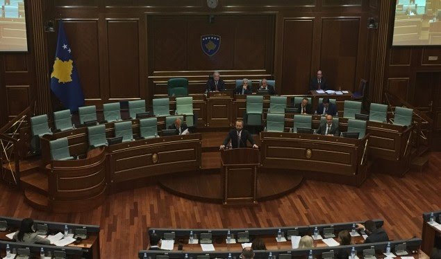 Seanca për riorganizimin e Dhomës së Posaçme nis me mospajtime pozitë-opozitë