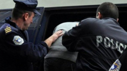Kapen me mbi 2 kilogramë drogë, arrestohen tre persona