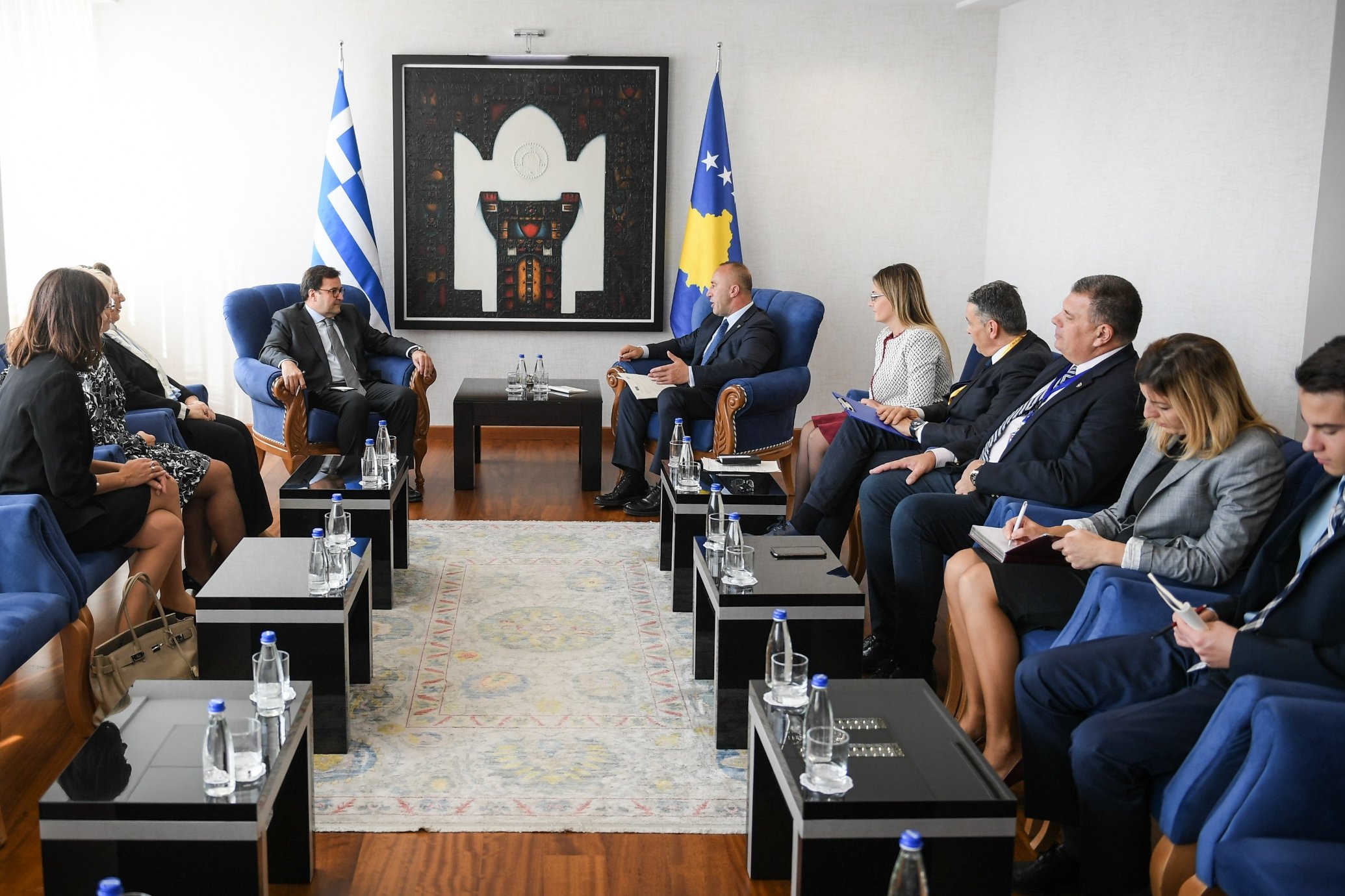 Kosova mirënjohëse për mbështetjen greke, kërkon fuqizim të partneritetit ekonomik