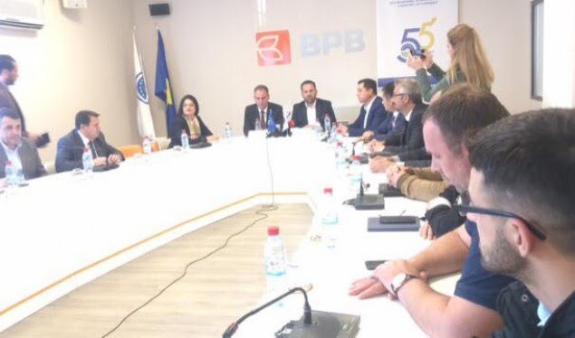 Limaj taksat ndaj produkteve serbe i konsideron më shumë si çështje kombëtare