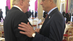 Thaçi thotë të ketë biseduar me Trumpin i cili i ka dhënë mbështetje 100% për marrëveshjen Kosovë-Serbi