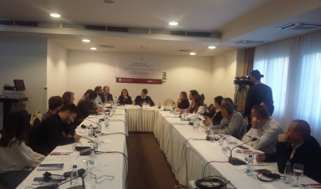 Gazetarët në Kosovë po përballen me shkeljet e të drejtave të tyre