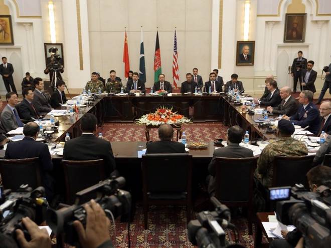 Talebanët dhe SHBA biseduan në Katar për paqen në Afganistan