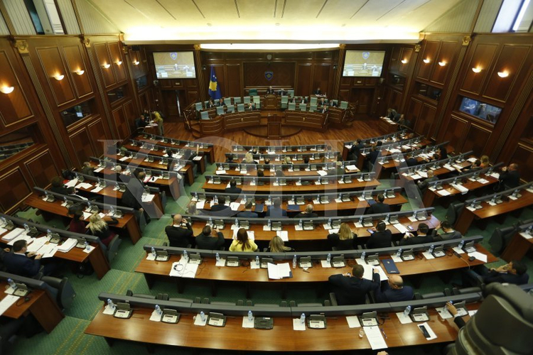 Qeveria thotë se është e patolerueshme ndalja e deputetit Petroviq nga ana e Serbisë