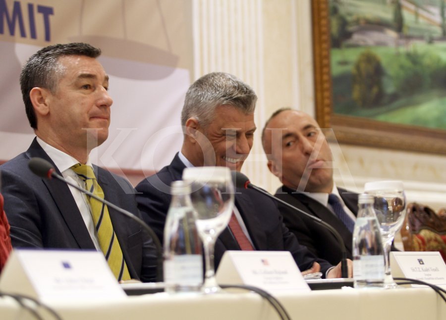Thaçi e çon në Kushtetuese Haradinajn, i del në ndihmë edhe Veseli