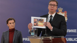 Kushtëzon Vuçiqi, “hiqni tarifat barbare dhe menjëherë do të bisedojmë”