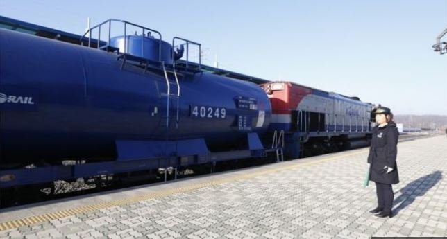 Pas një dekade treni i Koresë së Jugut kalon në Veri