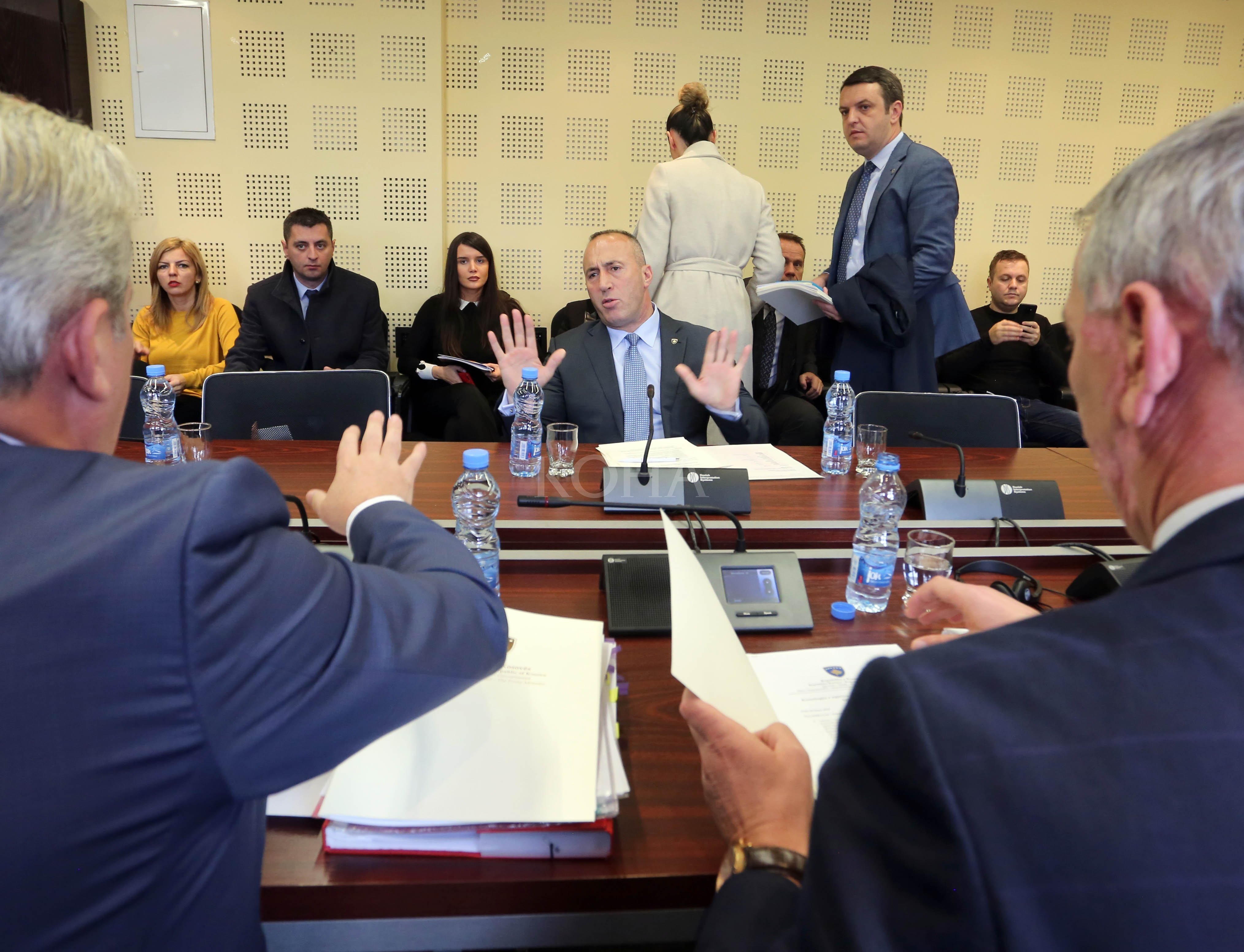 Krejt çka tha Haradinaj para Komisionit Hetimor për dëbimin e gjashtë shtetasve turq