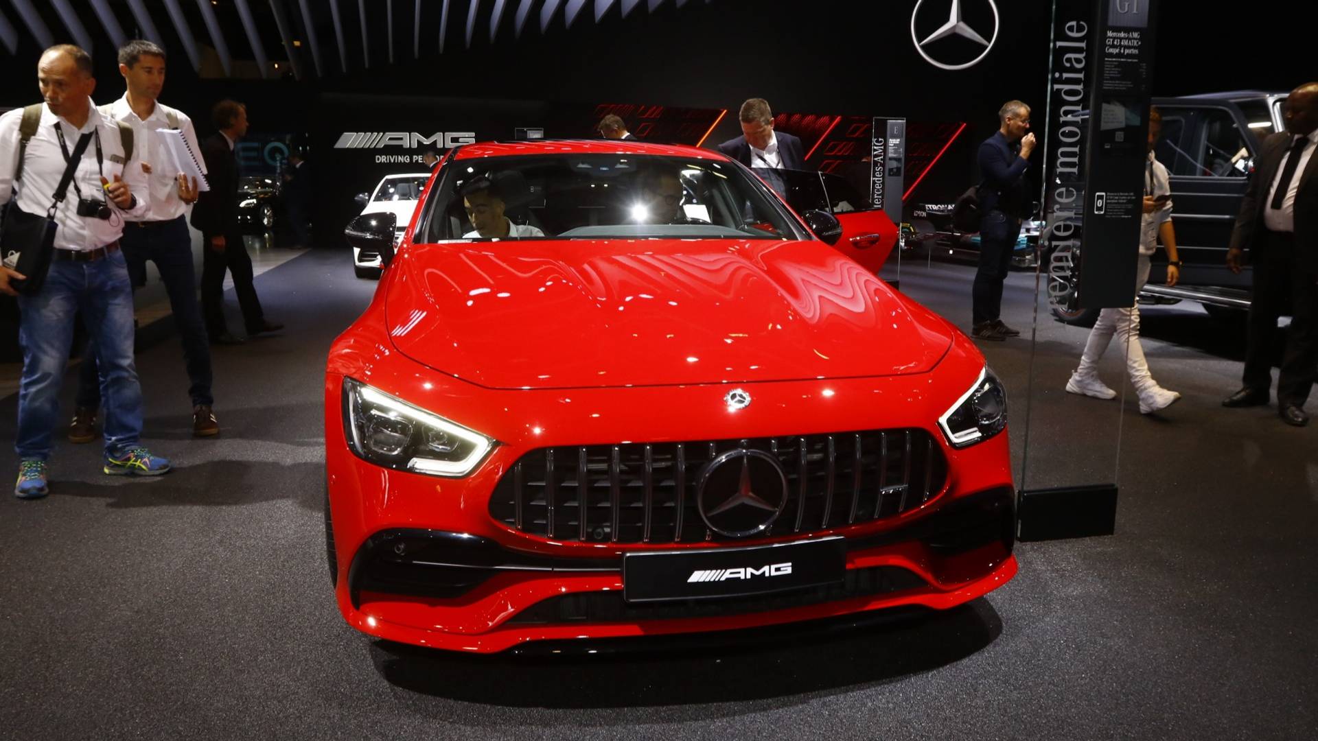 Mercedes me AMG GT 43  “vjedh” vëmendjen nga Panamera në Paris