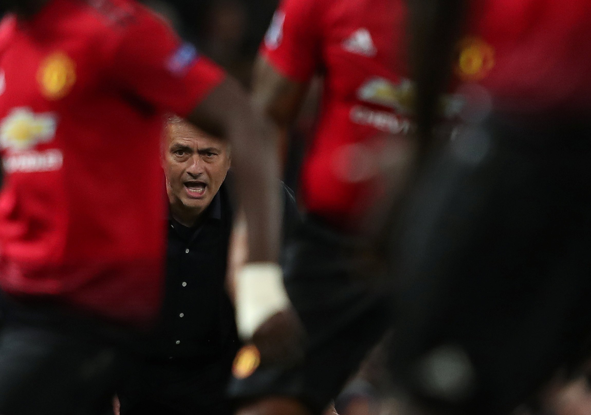 “Lojtarët po mundohen ta shkarkojnë Mourinhon”