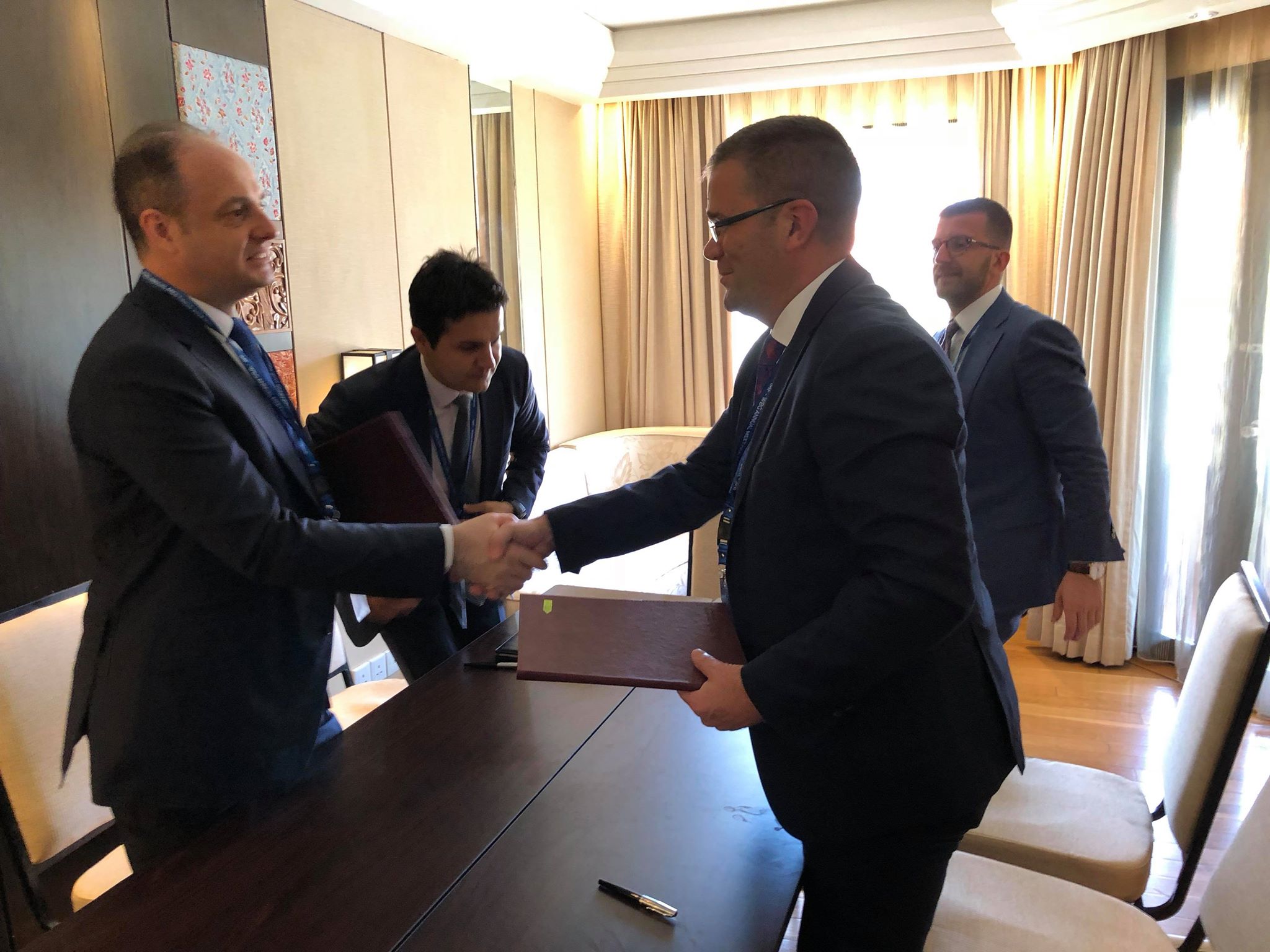 Kosova dhe Turqia rritin bashkëpunimin në sektorin bankar