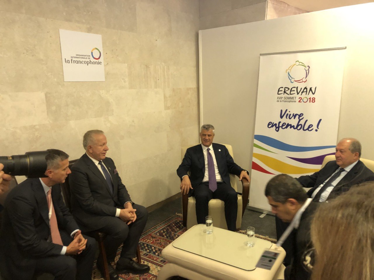 Presidenti Thaçi takoi homologun e tij armen, Armen Sarkissian