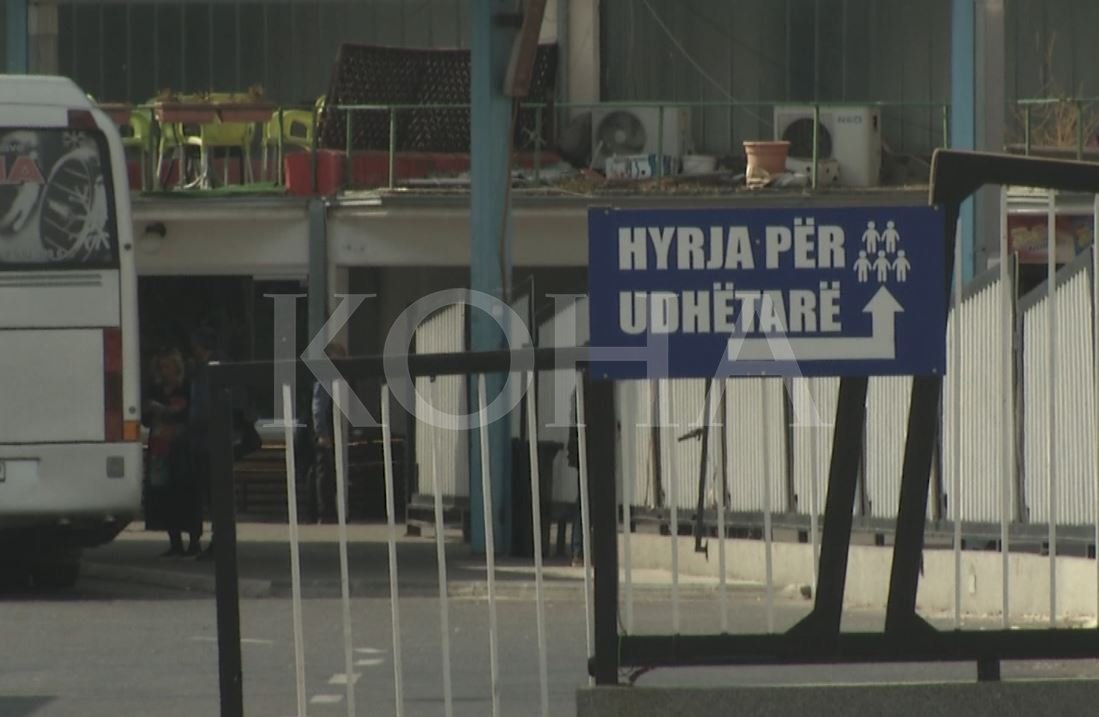 Taksa për hyrje në Stacionin e Autobusëve paguhet, por investimet në të mungojnë