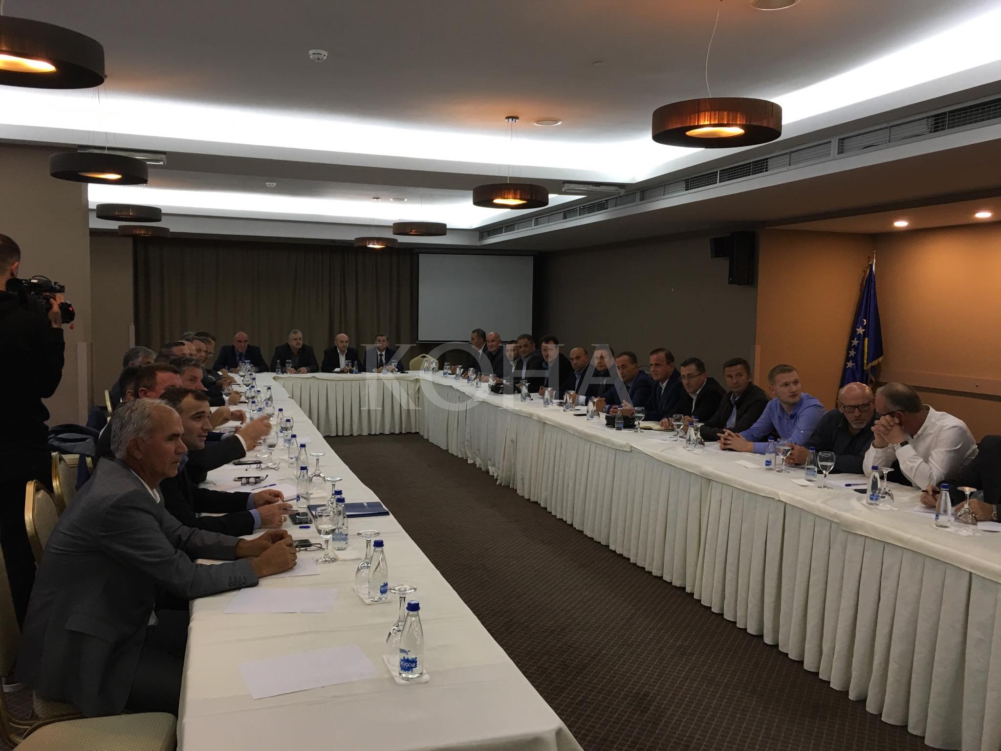 Mustafa ka nisur takimin me kryetarë të degëve të LDK-së