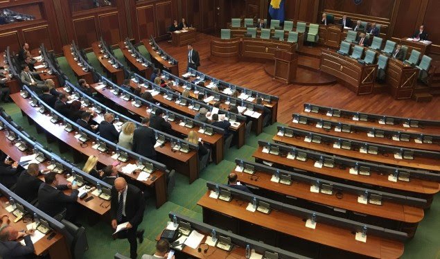 Kadaj-Bujupi: Çdo fëmijë deri në 16 vjeç të gëzojë shtesa