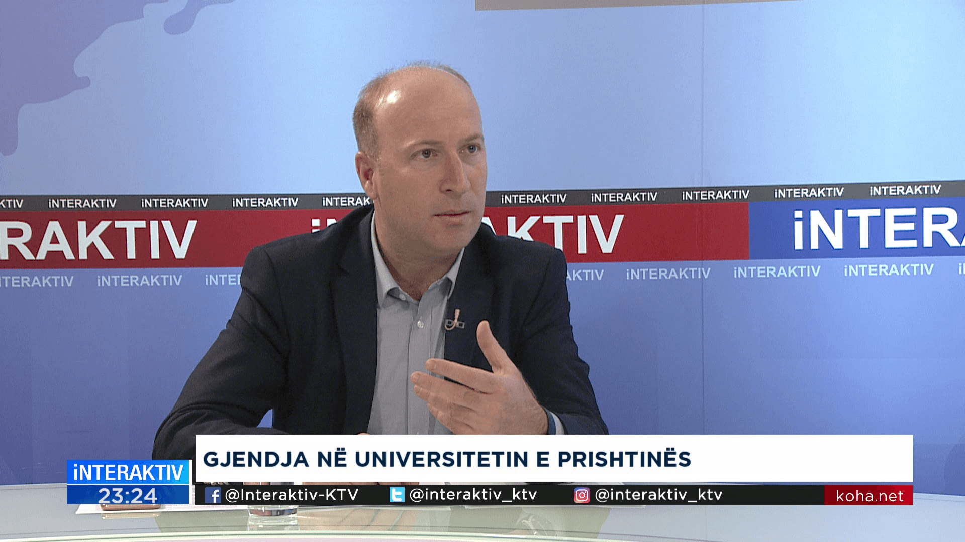Bërxulli kërkon falje për gabimet në libër, thotë se gratë dhe burrat janë të barabartë
