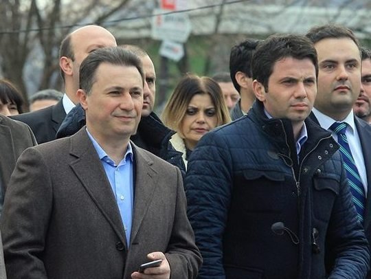 Qeveria Gruevski planifikoi vonimin e aeroplanëve me shqiptarë ditën e votimeve