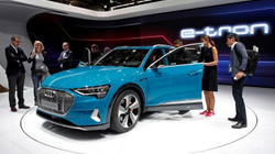 Audi shtyn daljen në shitje të modelit e-tron