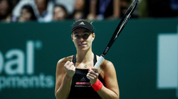 Kerberi mposht Osakan në WTA Finals