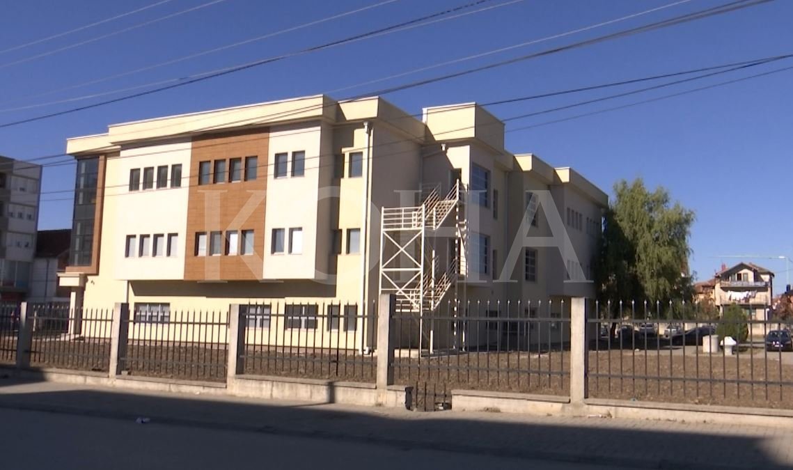 Funksionalizimi i plotë i Spitalit të Podujevës ishte premtuar për vitin e kaluar, por s’u bë ende