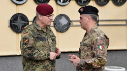 Gjenerali gjerman takohet me kreun e KFOR-it, bisedojnë për sigurinë në Kosovë
