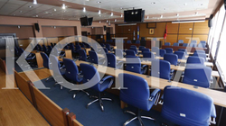Sërish përplasje pozitë - opozitë për NPB-në në Kuvendin Komunal të Prishtinës