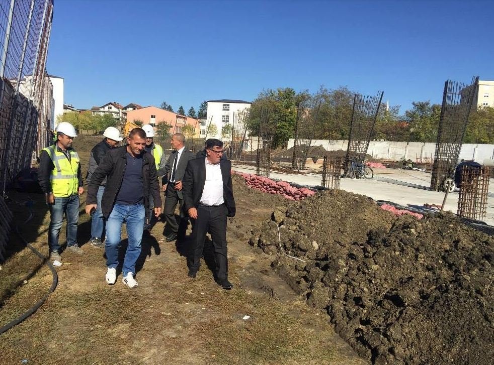Stadiumi i qytetit të Gjilanit do t’i plotësojë kriteret për ndeshje ndërkombëtare, thotë Haziri