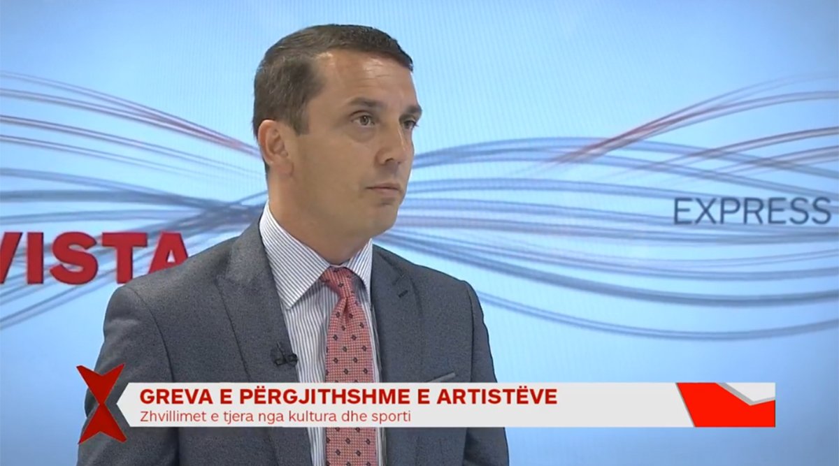 Ministri i Kulturës paralajmëron masa ndaj grevistëve
