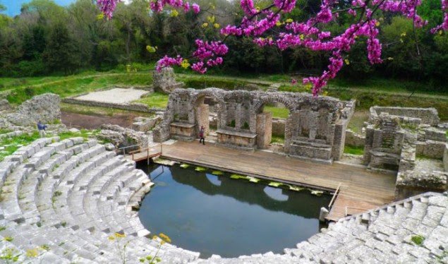 Mediat italiane raportojnë për rritjen e jashtëzakonshme të turizmit në Shqipëri