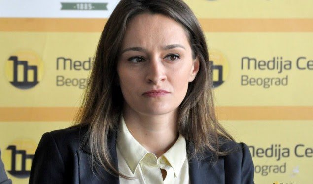 Krasniqi: BE nuk duhej të lejonte vizitën e Vuçiqit tek Ujmani