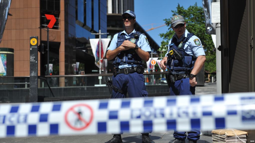 Në Australi, policia gjen pesë trupa të pajetë brenda një shtëpie