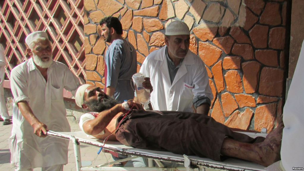 Sulm vetëvrasës në Afganistan, 32 persona të vdekur