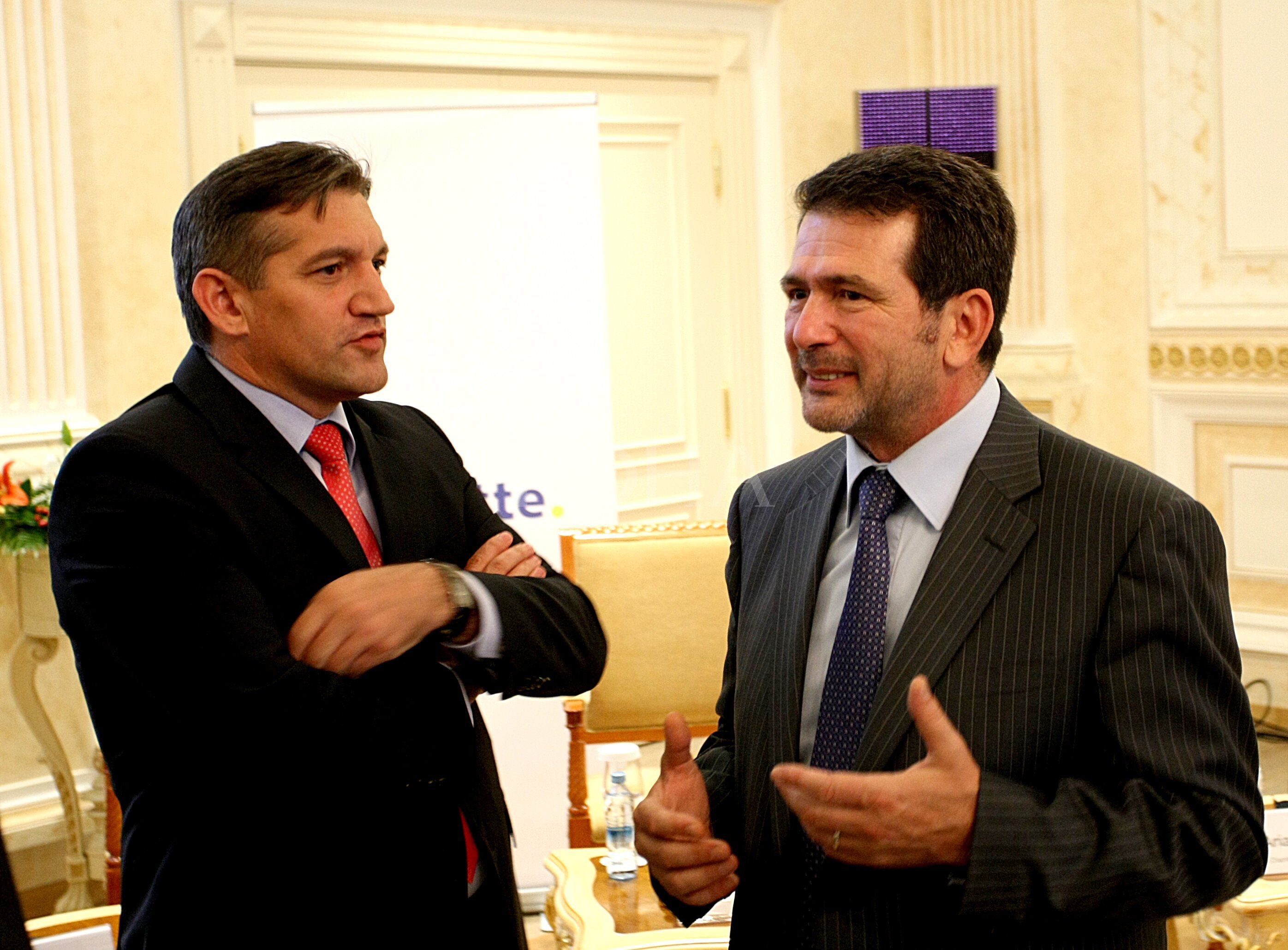 Qeveria nuk sqaron pse e hoqi nga lista kandidatin me më së shumti pikë për kryesues të Bordit të ZRRE-së