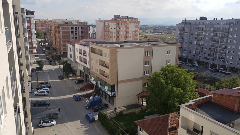 Katet e larta të banesave në Lipjan, tash një muaji pa ujë të pijshëm