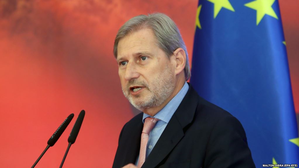 Hahn kërkon ndihmë financiare për mediat në Ballkanin Perëndimor