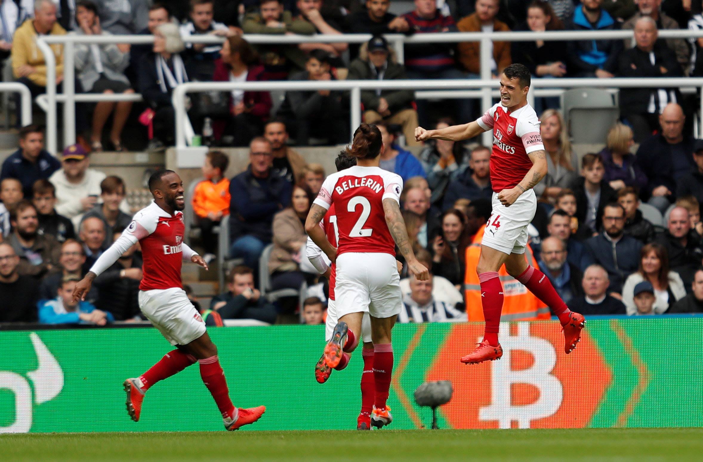 Futbollistët shqiptarë: Eurogol nga Xhaka, Hat-trick i Kastratit