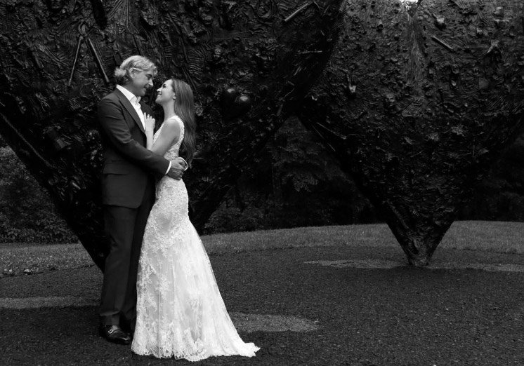 Martohet Eliza Dushku, publikon fotografitë nga dasma