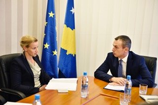 Reçica në takim me përfaqësues të KfW-së: Aftësimi profesional çelës i zbutjes së papunësisë