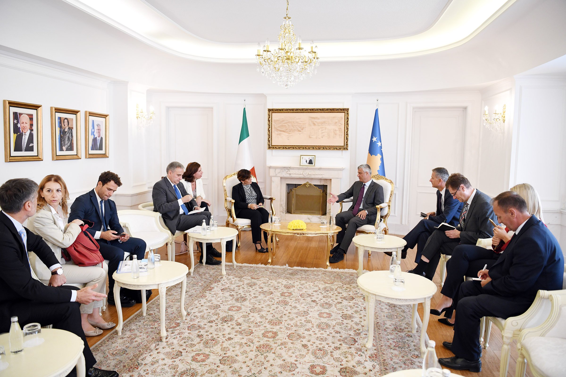 Italia zotohet për mbështetje të FSK-së
