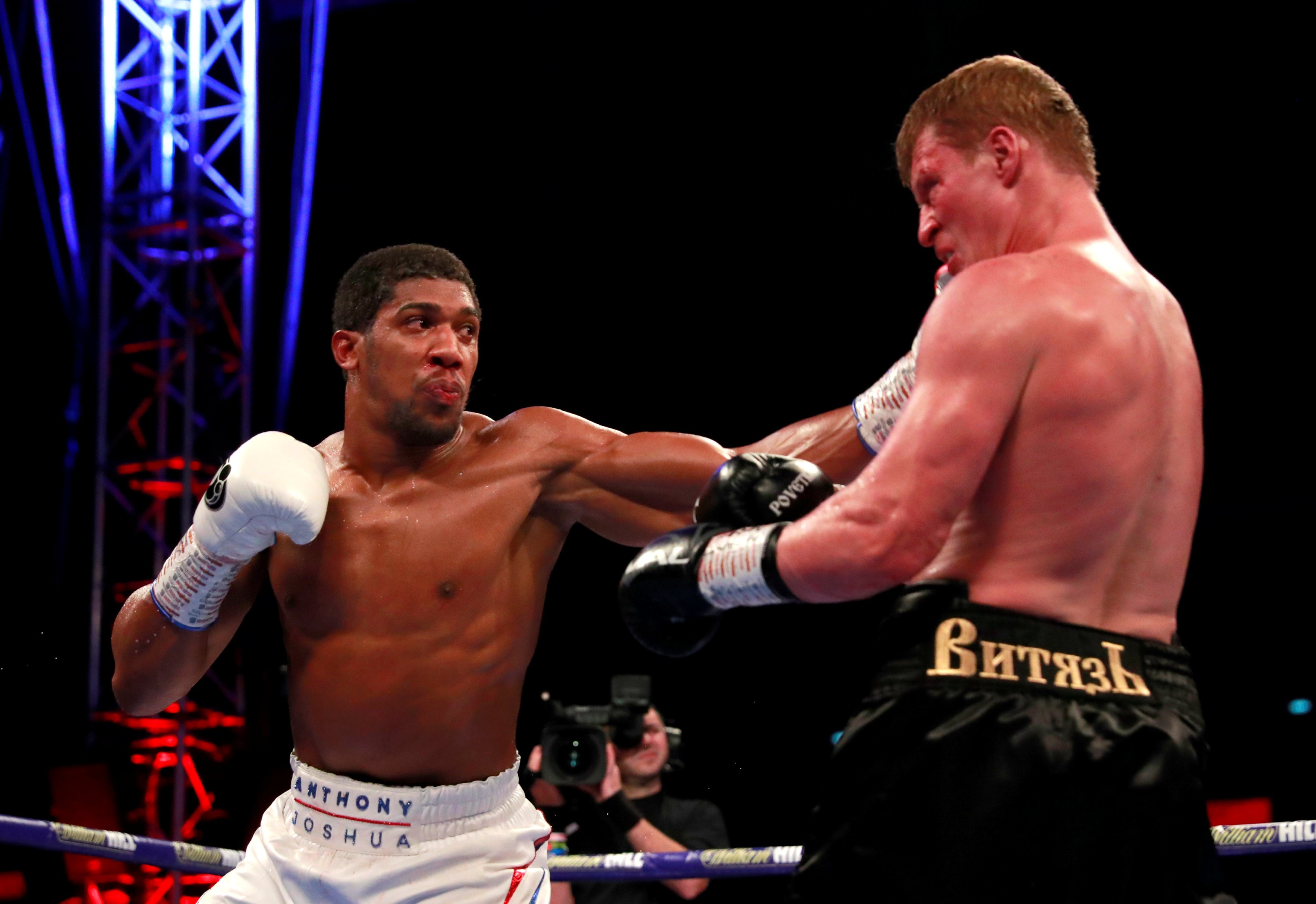 Joshua mbetet kampion bote, nokauton Povetkinin