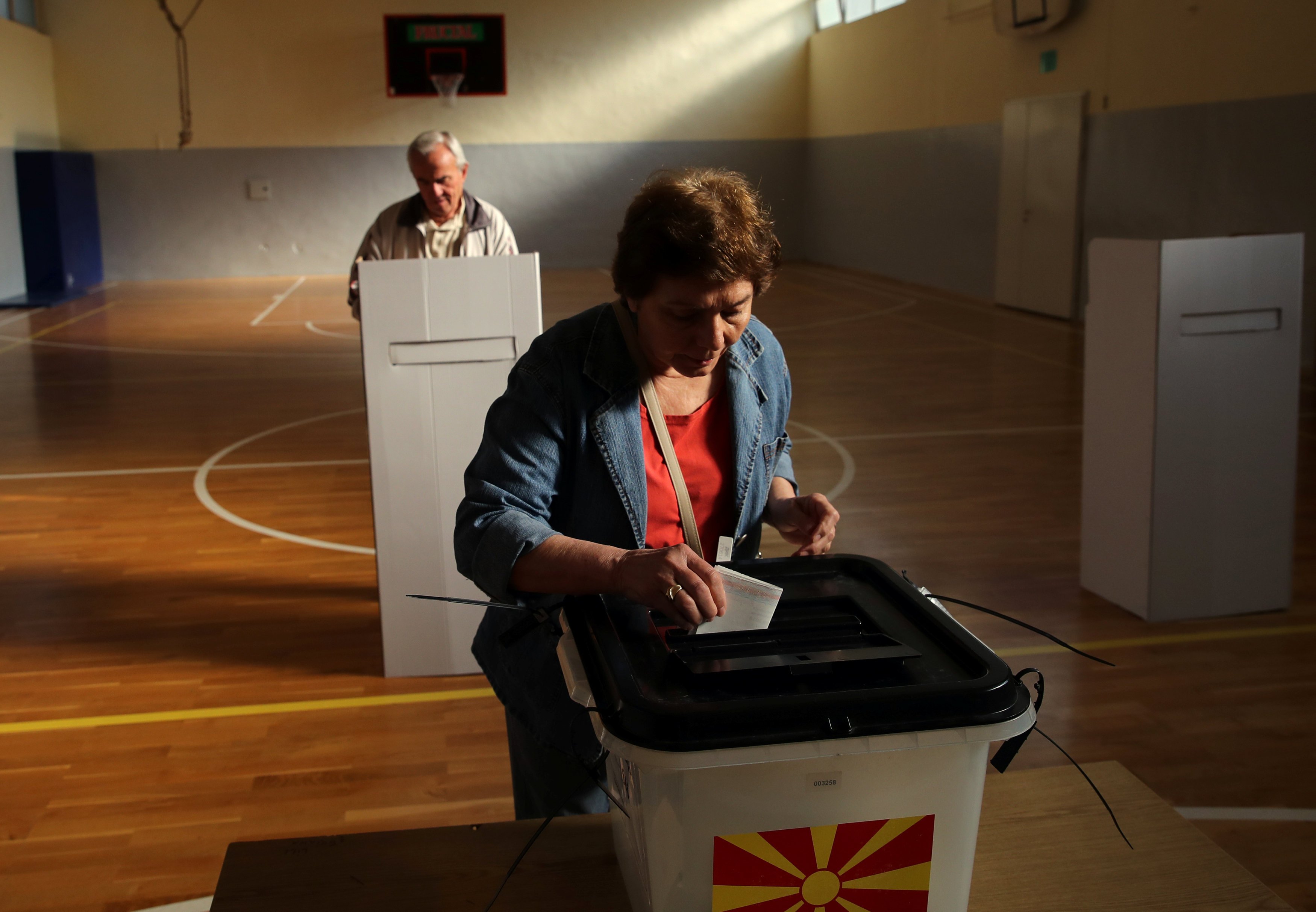 Krasniqi: Referendumi në Maqedoni dështoi për mospastrim të listave, mund të ndjehet në Kosovë