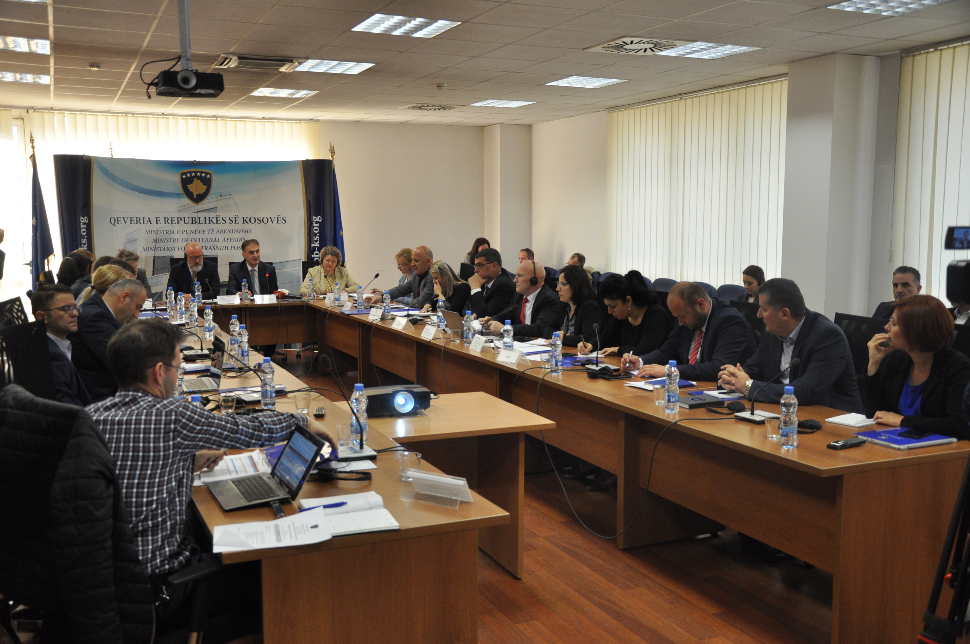 Vlerësohet përkushtimi i Kosovës për zbatimin e Udhërrëfyesit rreth armëve të vogla