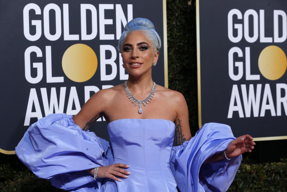 Gaga është ndarë nga i fejuari për shkak të xhelozisë