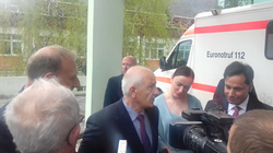 Dr.Halil Krasniqi dhuroi një autoambulancë Spitalit të Përgjithshëm në Pejë