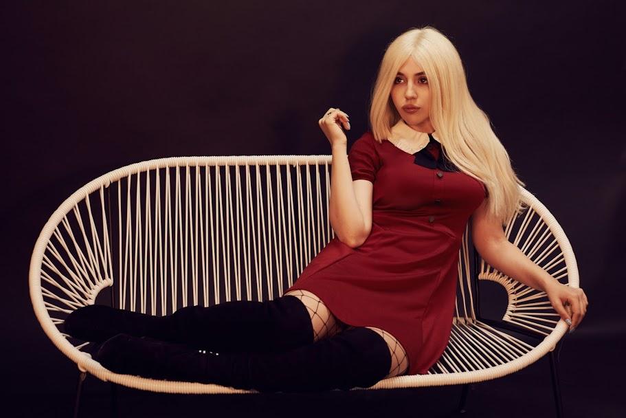 Ava Max: Jam me fat që vij nga një vend me femra të forta