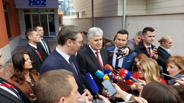Vuçiq:  “Për zgjedhjet në veri të Kosovës vendosin përfaqësuesit e serbëve, ne këshillojmë”