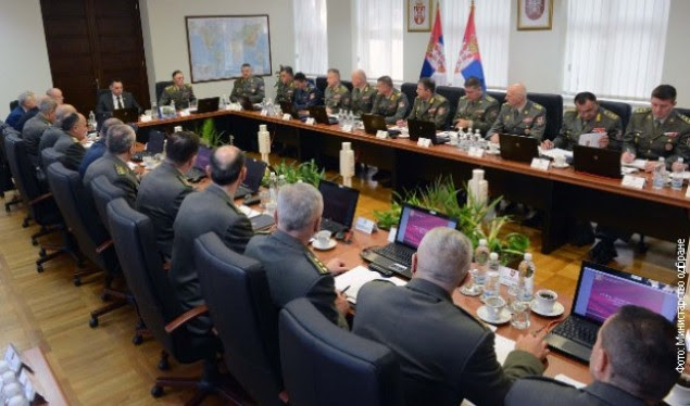 Ushtria thotë se nuk do të lejojë grusht-shtet në Serbi