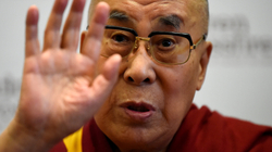 Dalai Lama shtrihet në spital