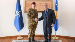 Haradinaj takohet me D’Addarion, “gjendja e sigurisë në vend është e qetë”