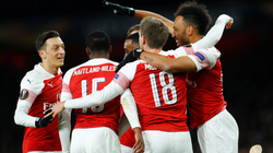 Ramsey kalon Arsenalin në epërsi ndaj Napolit